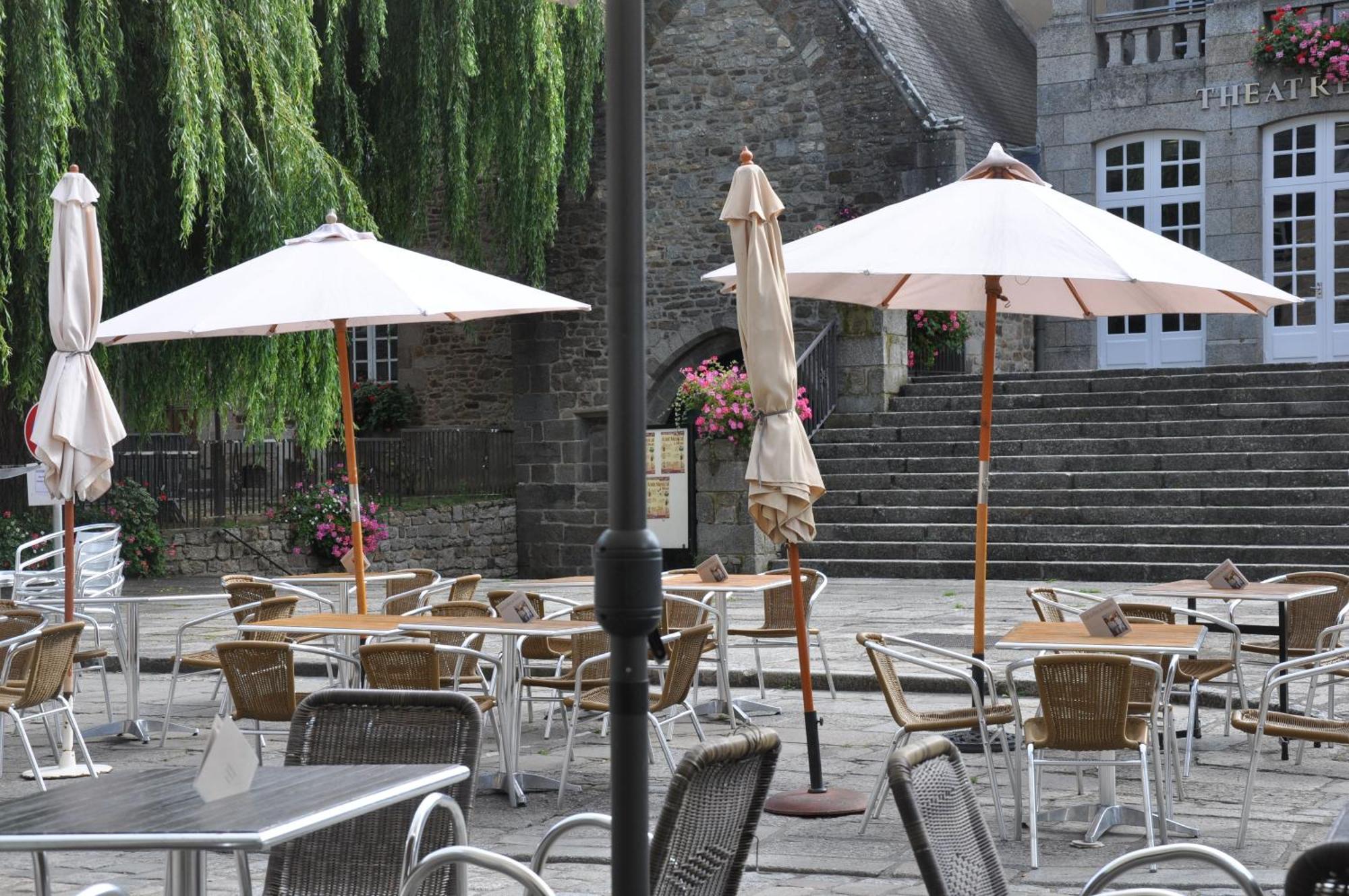Cafe Hotel Du Theatre Dinan Exteriér fotografie